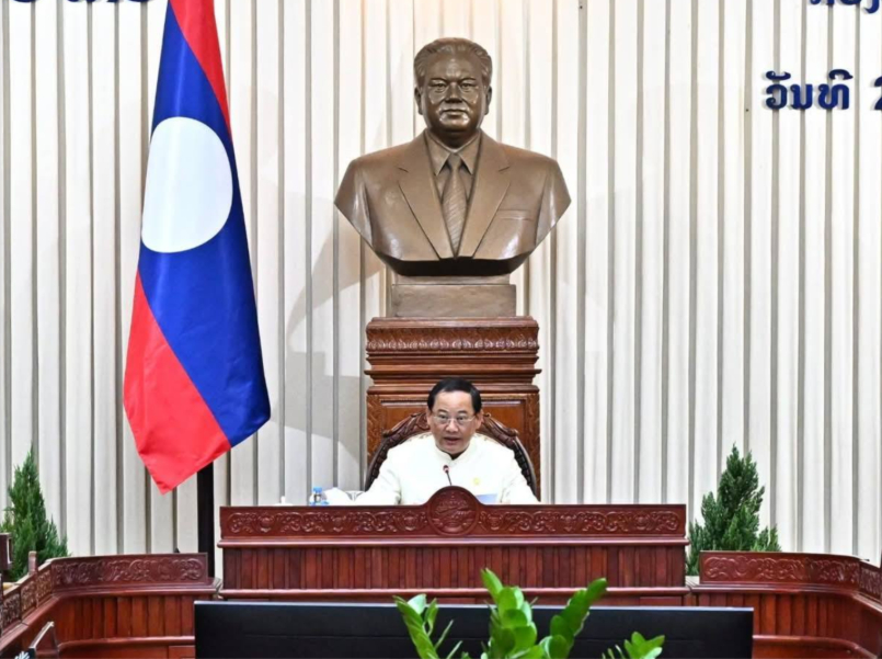 ກອງປະຊຸມລັດຖະບານ ໃນວັນທີ 24-25 ເມສາ 2025 ແມ່ນເຫັນດີຮັບຮອງທາງດ້ານຫຼັກການ ຕໍ່ຮ່າງແຜນງານແຫ່ງຊາດ ການປັບຕົວເຂົ້າກັບການປ່ຽນແປງດິນຟ້າອາກາດ, ໃນກອງປະຊຸມສະໄໝສາມັນ, ໄດ້ມີການຄົ້ນຄວ້າ, ປຶກສາຫາລື ແລະ ປະກອບຄຳຄິດເຫັນຢ່າງກວ້າງຂວາງ ເພື່ອປັບປຸງຮ່າງແຜນດັ່ງກ່າວໃຫ້ສົມບູນ